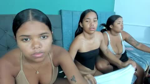 laura_hot03 online show from January 8, 1:06 pm