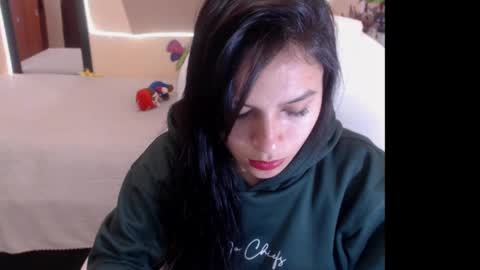 Laura Pink    online show from December 22, 5:53 pm