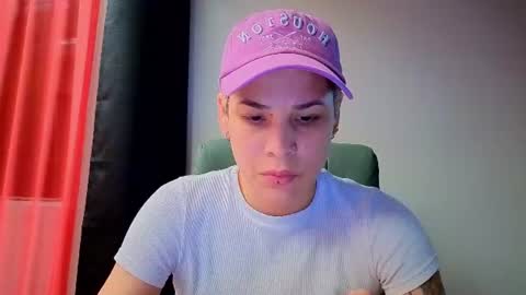 Laura Rose online show from July 9, 8:13 pm