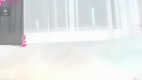 Laura online show from April 15, 7:44 am