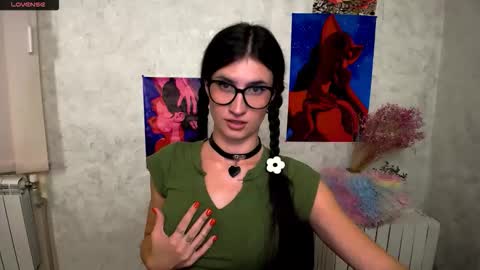 Snapshot of lauradre_ chatting on September 28, 5:33 pm Laura online show from September 28, 5:33 pm