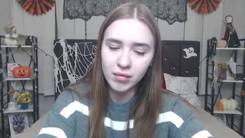 LauraHlot online show from November 3, 6:31 pm