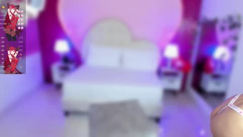 Snapshot of lauramartin1 chatting on February 28, 12:54 am Laura MartinGMT-5 2200-0600 online show from February 28, 12:54 am