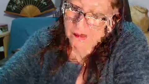 laureanne online show from March 8, 9:24 am