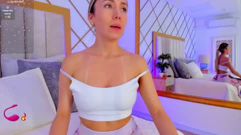 Snapshot of laurencarter1 chatting on March 10, 12:28 pm online show from March 10, 12:28 pm