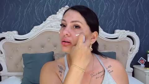 Laura online show from July 20, 11:56 am