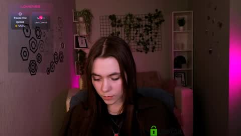 Laure online show from May 15, 9:28 am