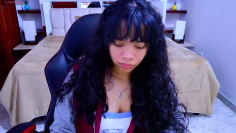 laurent online show from October 4, 3:37 am