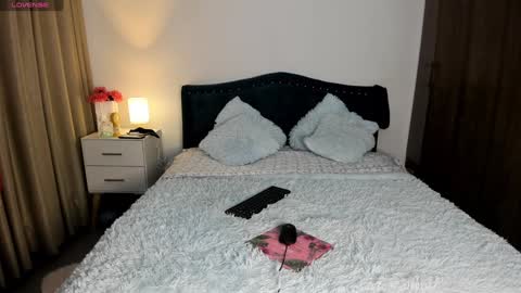 daniela angel     online show from January 28, 11:06 am