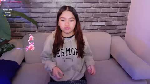 Hanna online show from December 14, 12:00 pm