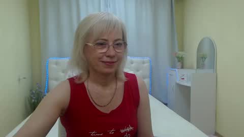 Lauren online show from June 1, 5:09 am