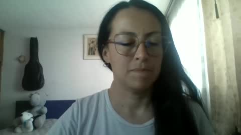 Laury  online show from April 2, 9:33 pm