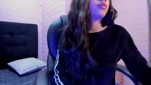 Laury and Narem online show from February 23, 6:15 am