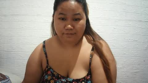 lavalyn214 online show from June 27, 2:06 am