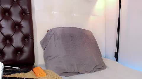 ximena online show from February 2, 7:21 pm