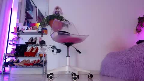 Cristina online show from March 28, 2:13 am