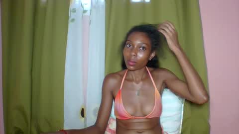 layannek online show from March 24, 4:40 am