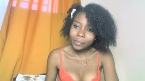 layannek online show from October 6, 10:22 am