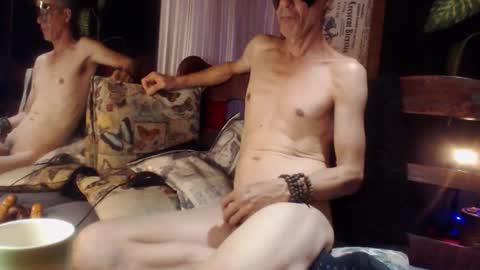 Laye19 online show from October 31, 12:44 am