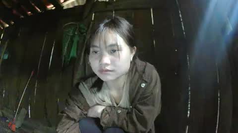 layla_999 online show from March 25, 5:36 am