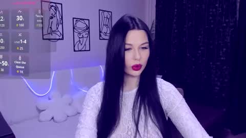 laylagreat online show from November 10, 3:37 pm