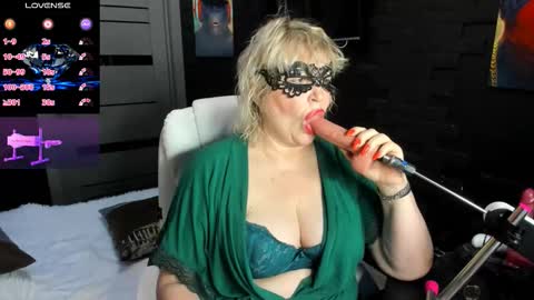 laylalaylamilf online show from January 6, 2:48 am