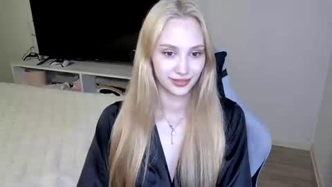 LaylaPretty001 online show from June 25, 5:12 am