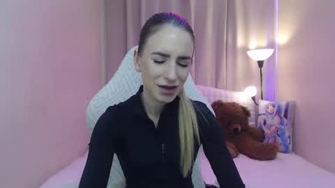 laymablast online show from February 1, 7:05 am