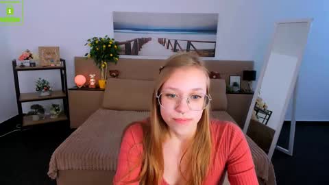 layriantavee online show from March 1, 10:02 am