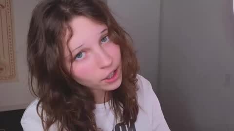 Lea online show from January 16, 4:49 pm