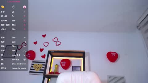 Lea Velle online show from March 8, 4:12 am