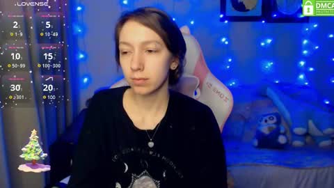 Leah  Gotty online show from December 18, 2:38 pm