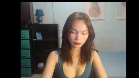 leah_fucker online show from October 7, 10:28 pm