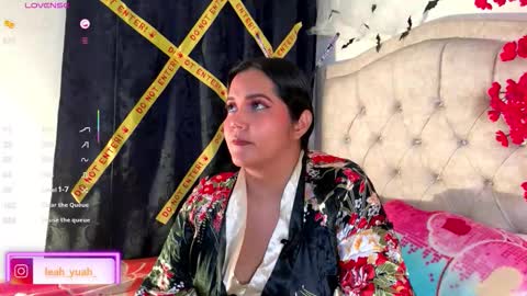 Snapshot of leah_yuah chatting on October 18, 9:24 am AYSHELL online show from October 18, 9:24 am