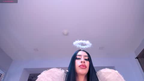 leahlombardi_ online show from October 30, 3:51 am