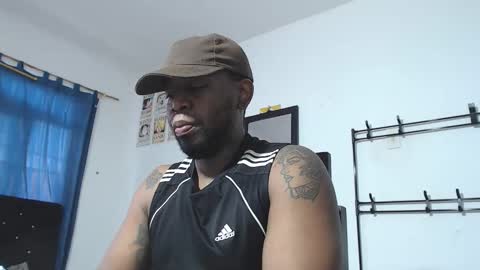 Latino hot online show from May 24, 9:43 pm