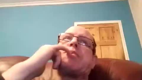 leatherpants68 online show from November 26, 5:21 pm