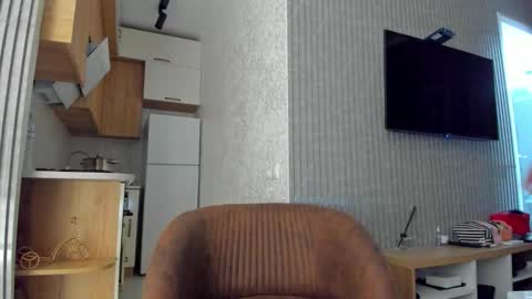 lee_chang online show from January 16, 5:22 pm