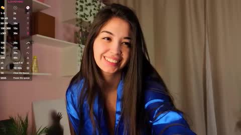 Jasmine online show from February 10, 7:17 pm