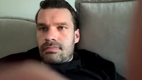 leexxx_69 online show from April 17, 11:40 pm