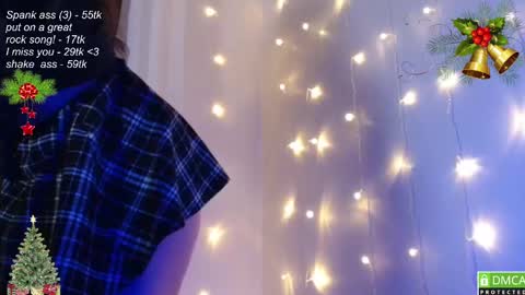 Snapshot of leia_bell chatting on January 5, 6:13 pm hey Im Leia and I love rock online show from January 5, 6:13 pm