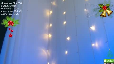 Snapshot of leia_bell chatting on December 7, 4:31 pm hey Im Leia and I love rock online show from December 7, 4:31 pm