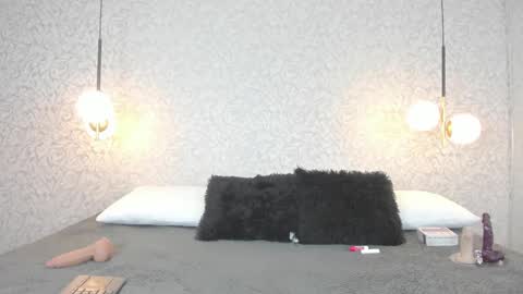 Snapshot of leigh_angels chatting on September 11, 11:06 pm LEIGH ANGELS online show from September 11, 11:06 pm