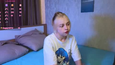 Leila online show from December 3, 4:20 am