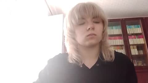 Lily online show from June 27, 12:22 pm