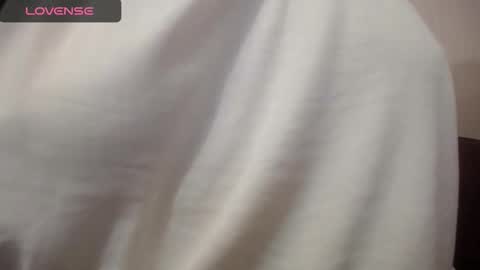 lenagolden online show from November 28, 1:51 pm