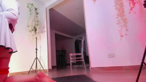 Lenna Kang online show from May 15, 11:45 pm