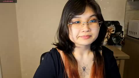 Min online show from May 6, 8:26 pm