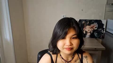 Min online show from May 9, 10:43 am