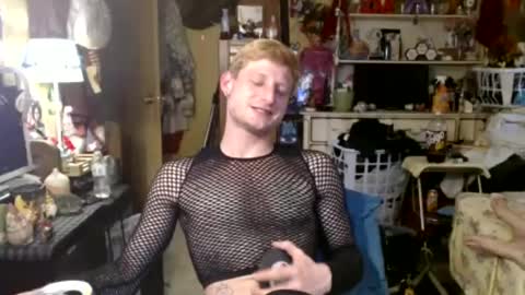 leo_allen online show from July 9, 11:53 pm